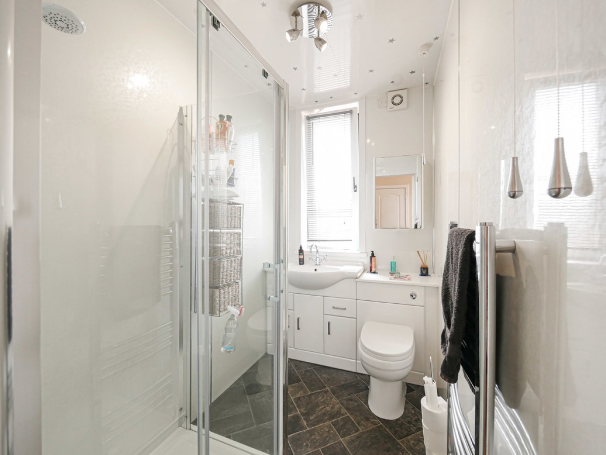 60 Glenprosen Drive Dundee DD3 8EP