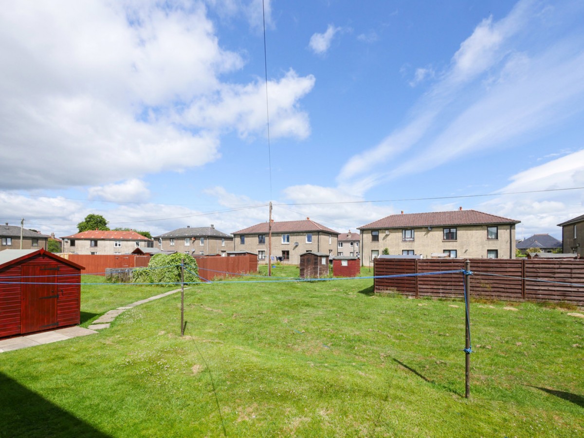 60 Glenprosen Drive Dundee DD3 8EP