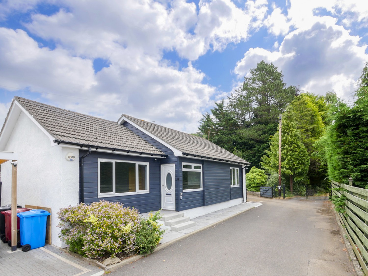 556A Perth Road, Dundee, DD2 1PY