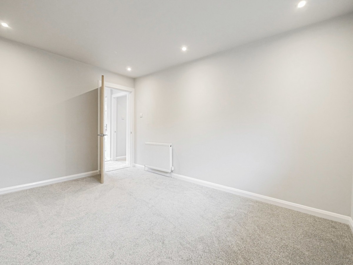 556A Perth Road, Dundee, DD2 1PY