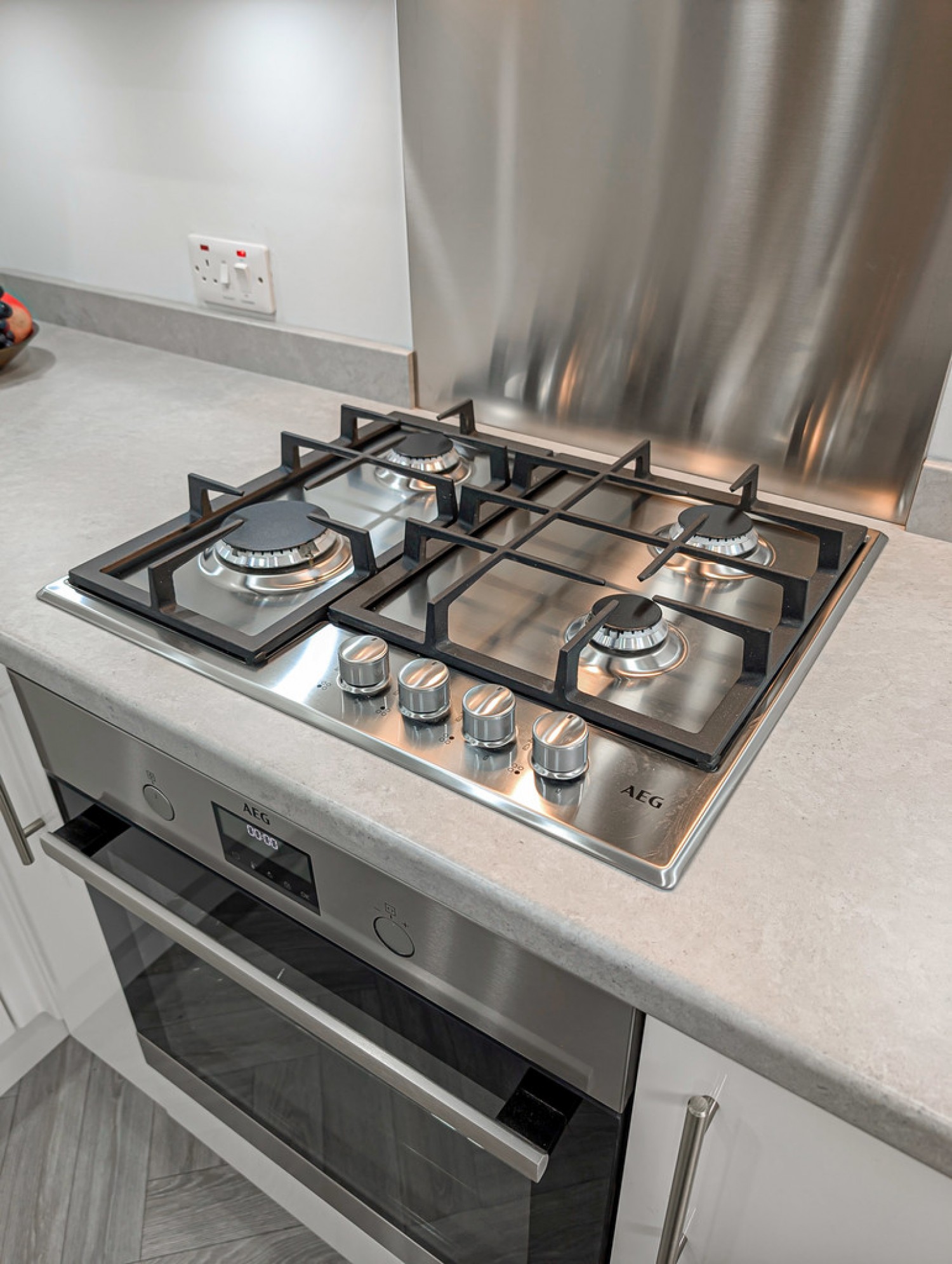 556A Perth Road, Dundee, DD2 1PY