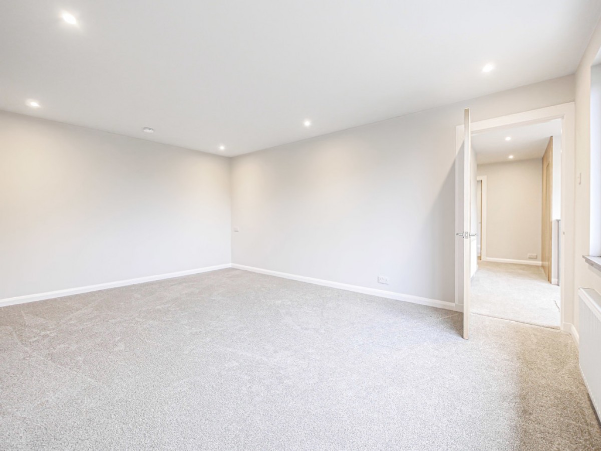 556A Perth Road, Dundee, DD2 1PY