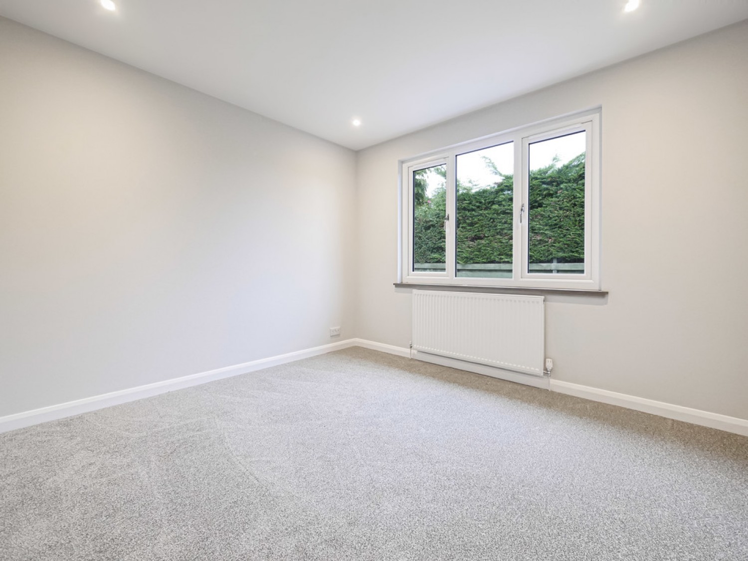 556A Perth Road, Dundee, DD2 1PY