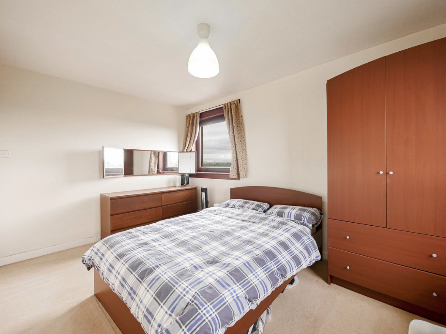 22 Spey Drive Dundee DD2 4AQ