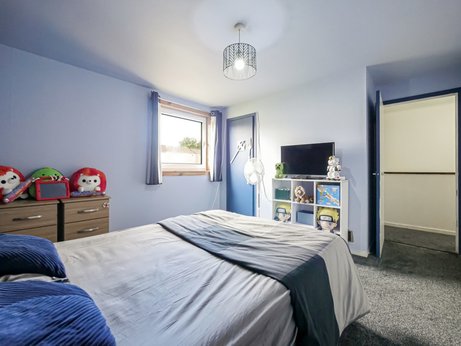 2 Kinneff Crescent Dundee DD3 9RE