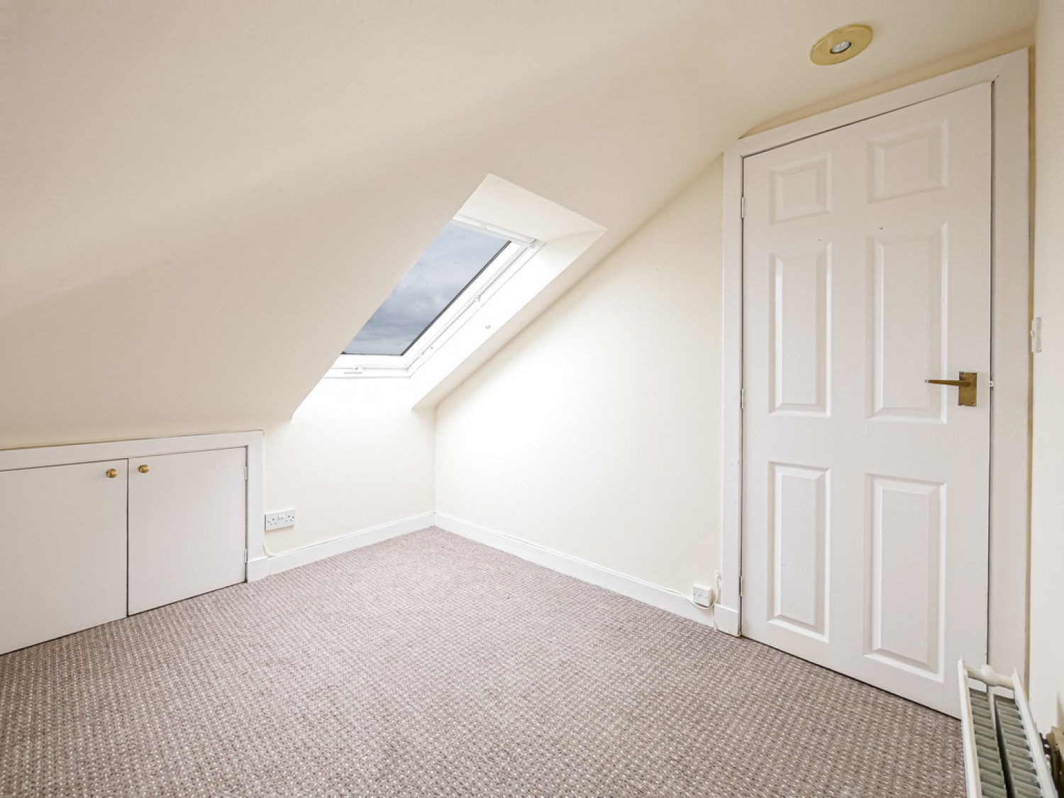 19 Main Street Invergowrie DD2 5AB