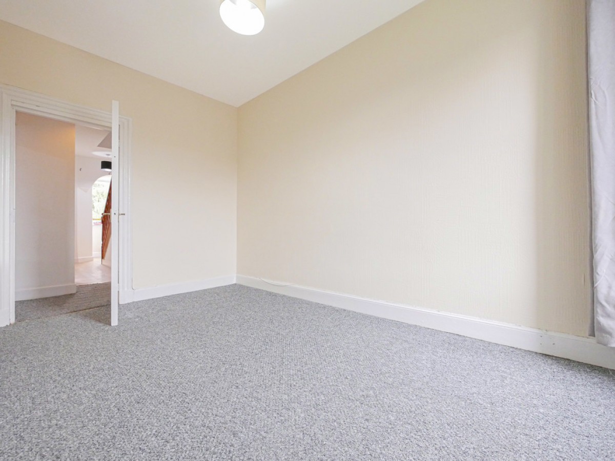 19 Main Street Invergowrie DD2 5AB