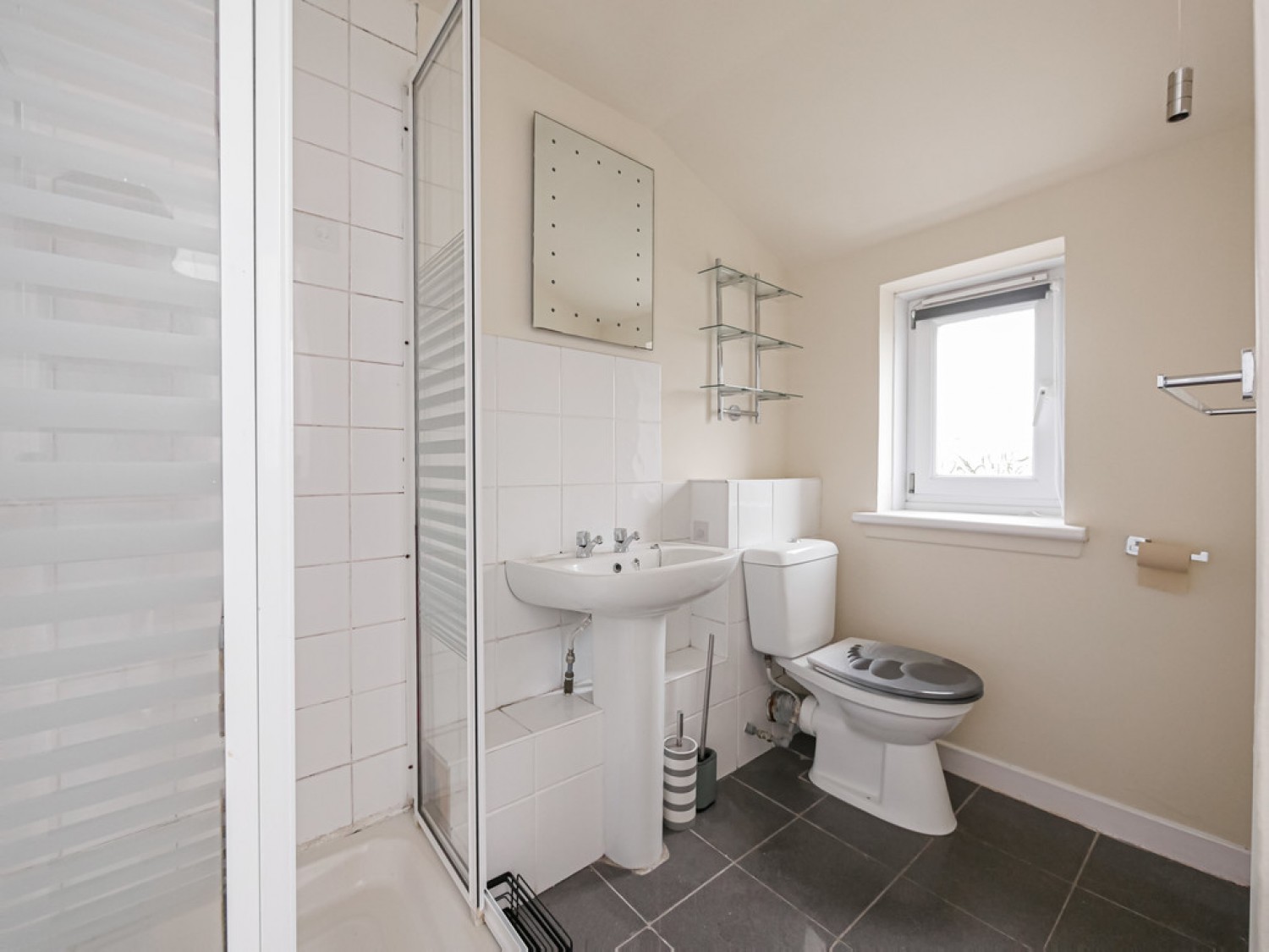 19 Main Street Invergowrie DD2 5AB