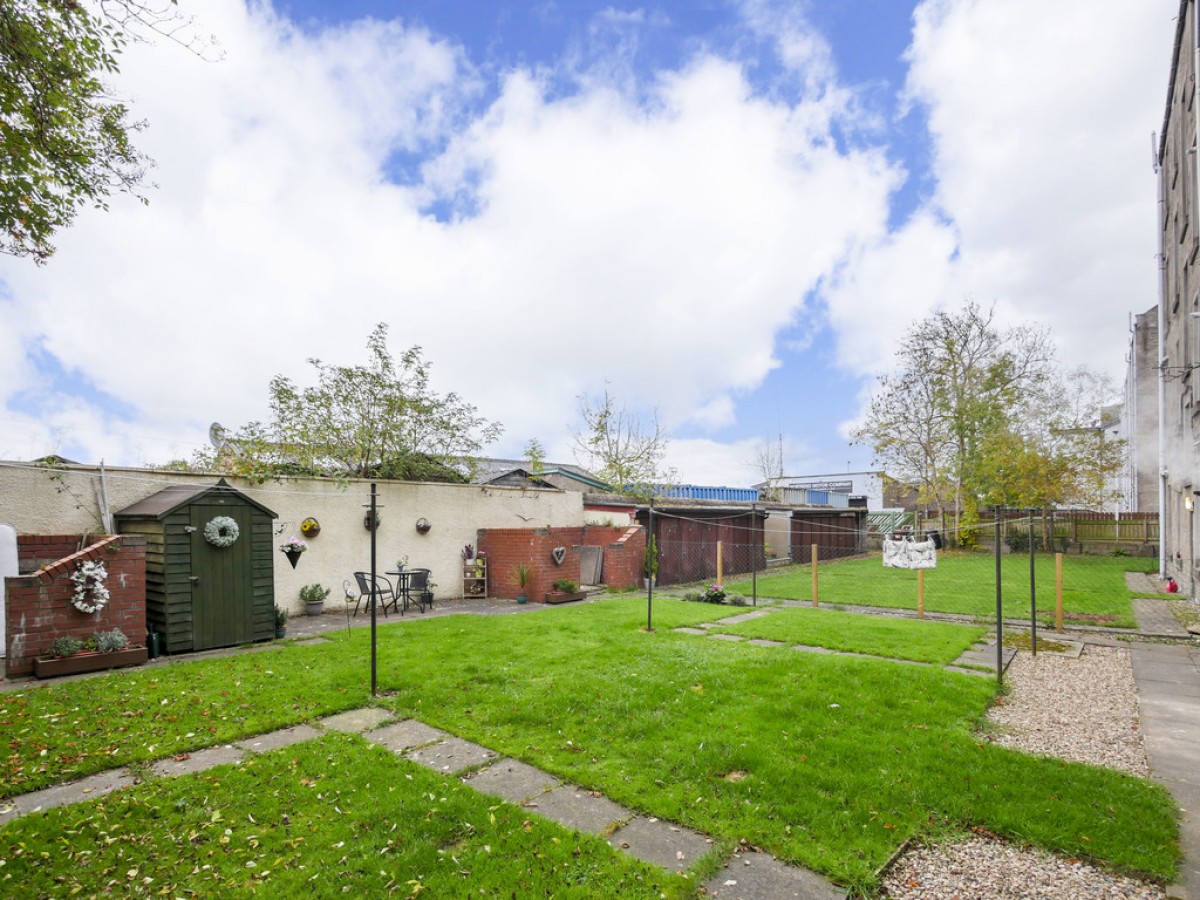 G/R 325 Clepington Road Dundee DD3 8BB