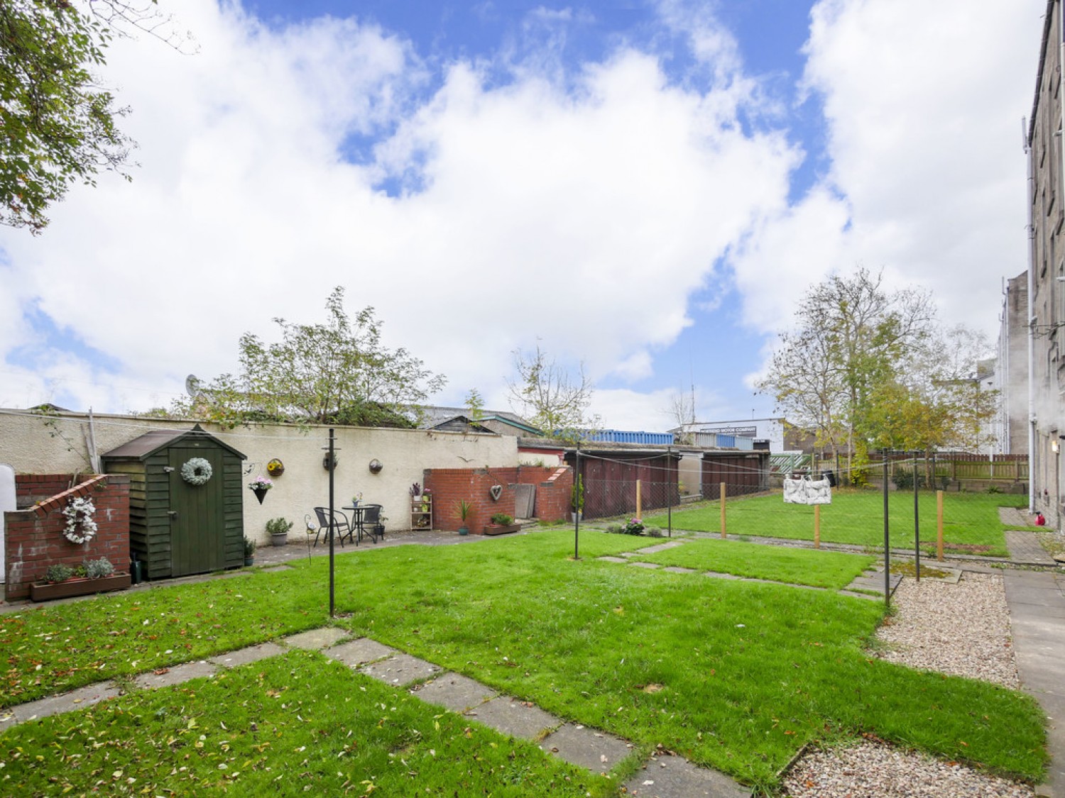 G/R 325 Clepington Road Dundee DD3 8BB