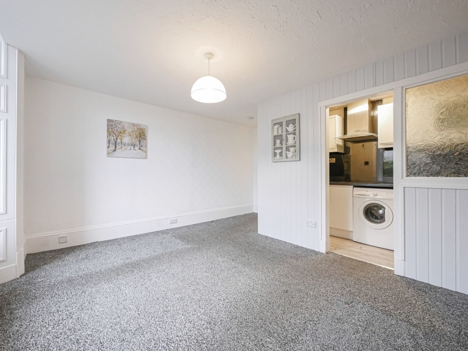 G/R 325 Clepington Road Dundee DD3 8BB