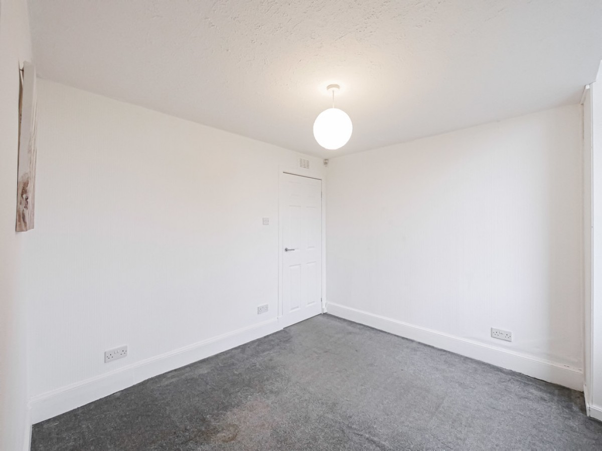 G/R 325 Clepington Road Dundee DD3 8BB