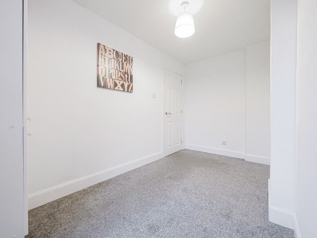 G/R 325 Clepington Road Dundee DD3 8BB