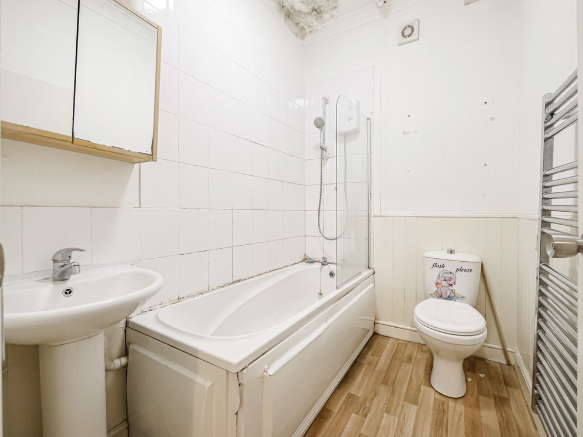 Flat 2, 1 Annfield Street, Dundee, DD1 5LW