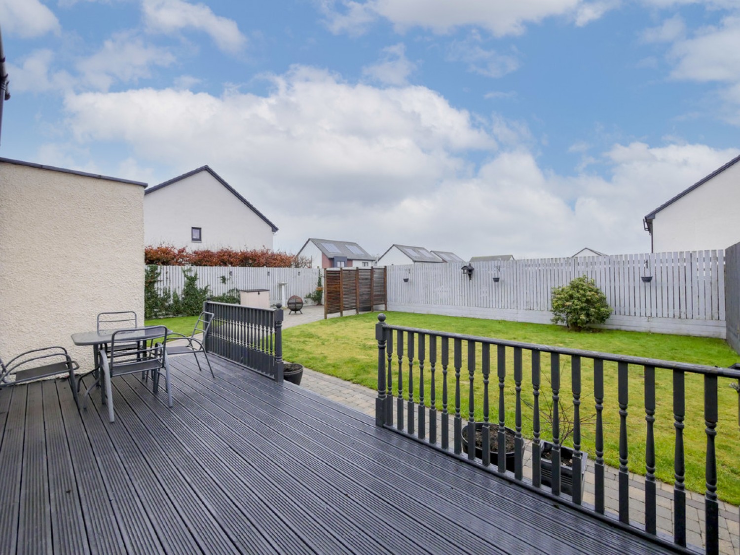 3 bedroom House for Sale 51 Longhaugh Road, Dundee, DD4 9NG
