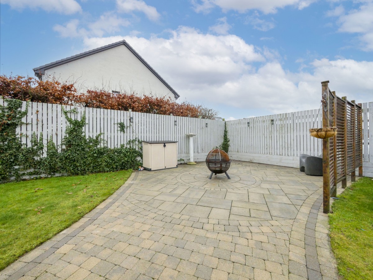 51 Longhaugh Road, Dundee, DD4 9NG