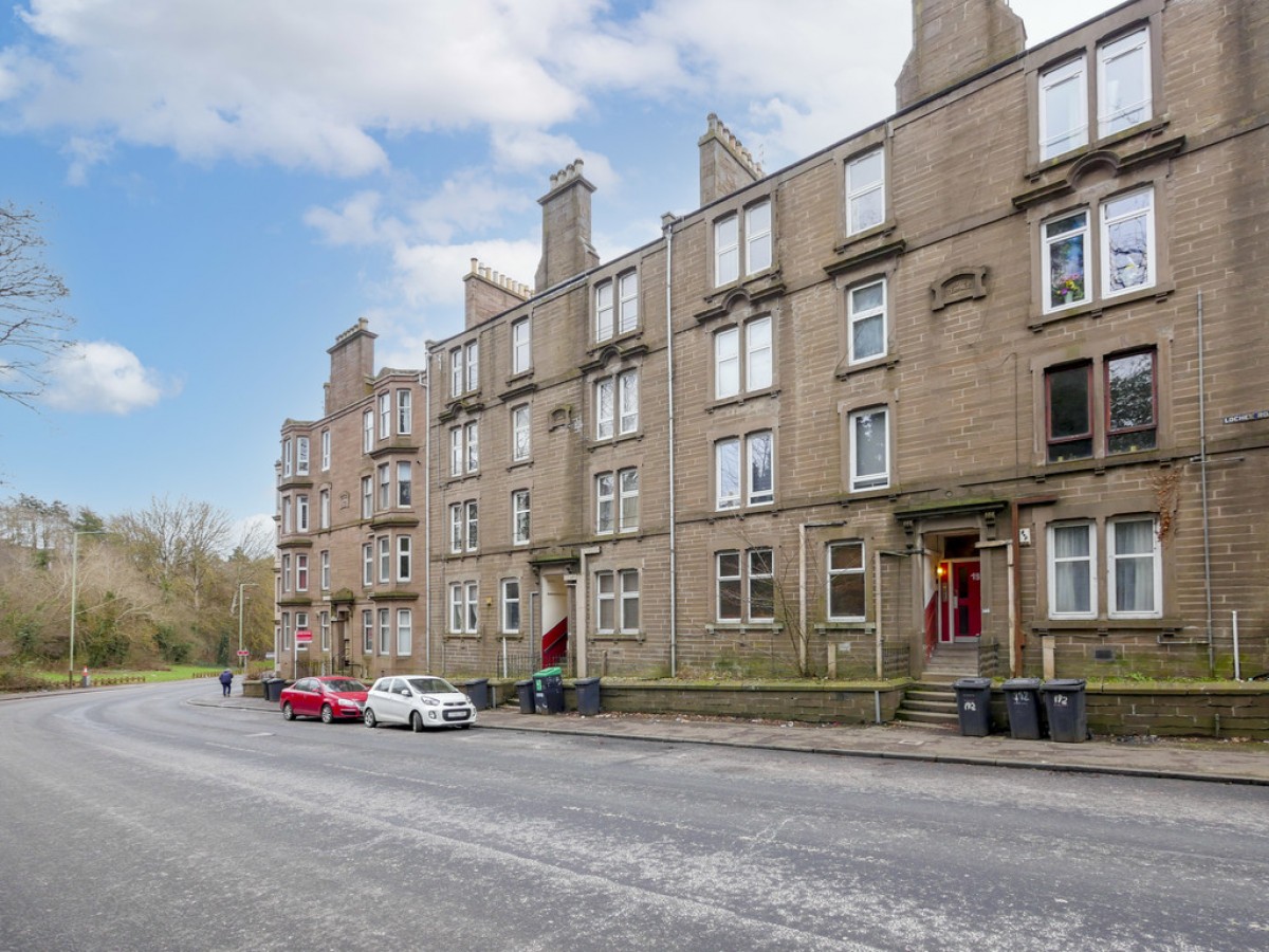 3/R 190 Lochee Road, Dundee, DD2 2NF