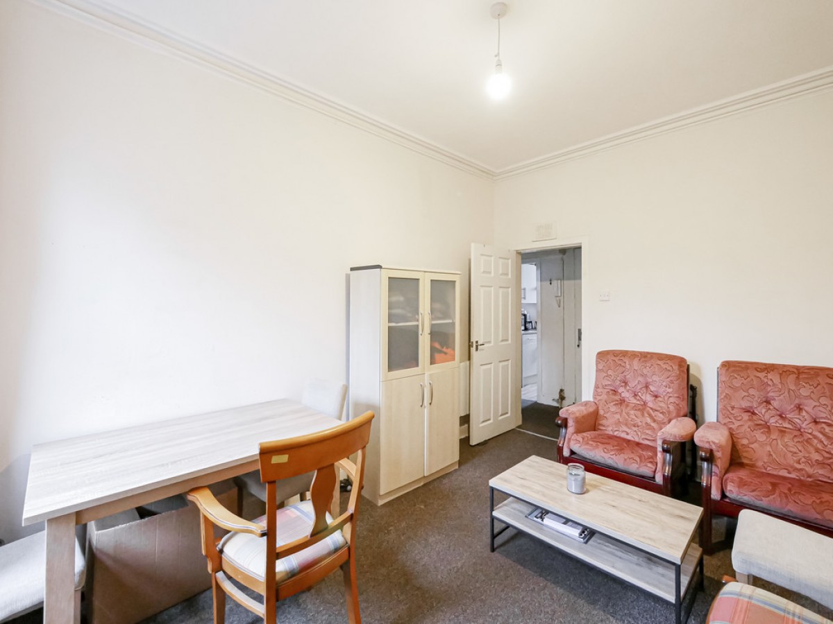 3/R 190 Lochee Road, Dundee, DD2 2NF