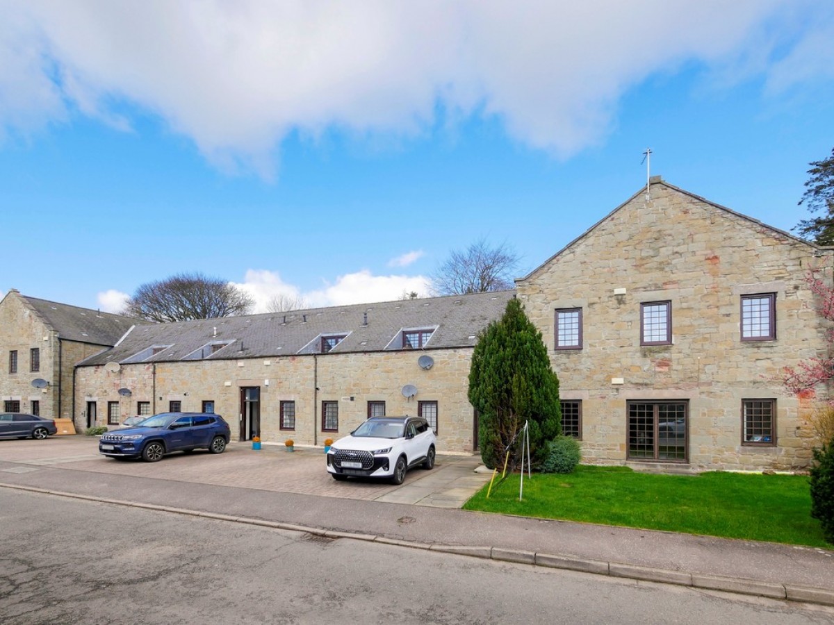 37 Heron Rise Dundee DD4 9DH