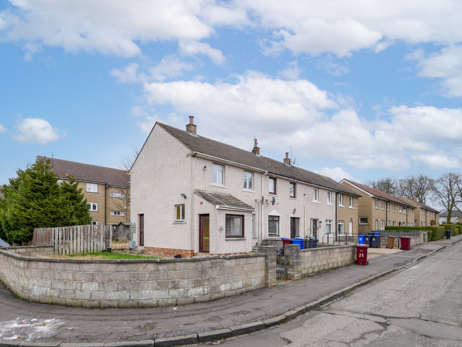 2 bedroom House for Sale 23 Lansdowne Square, Dundee, DD2 3HU