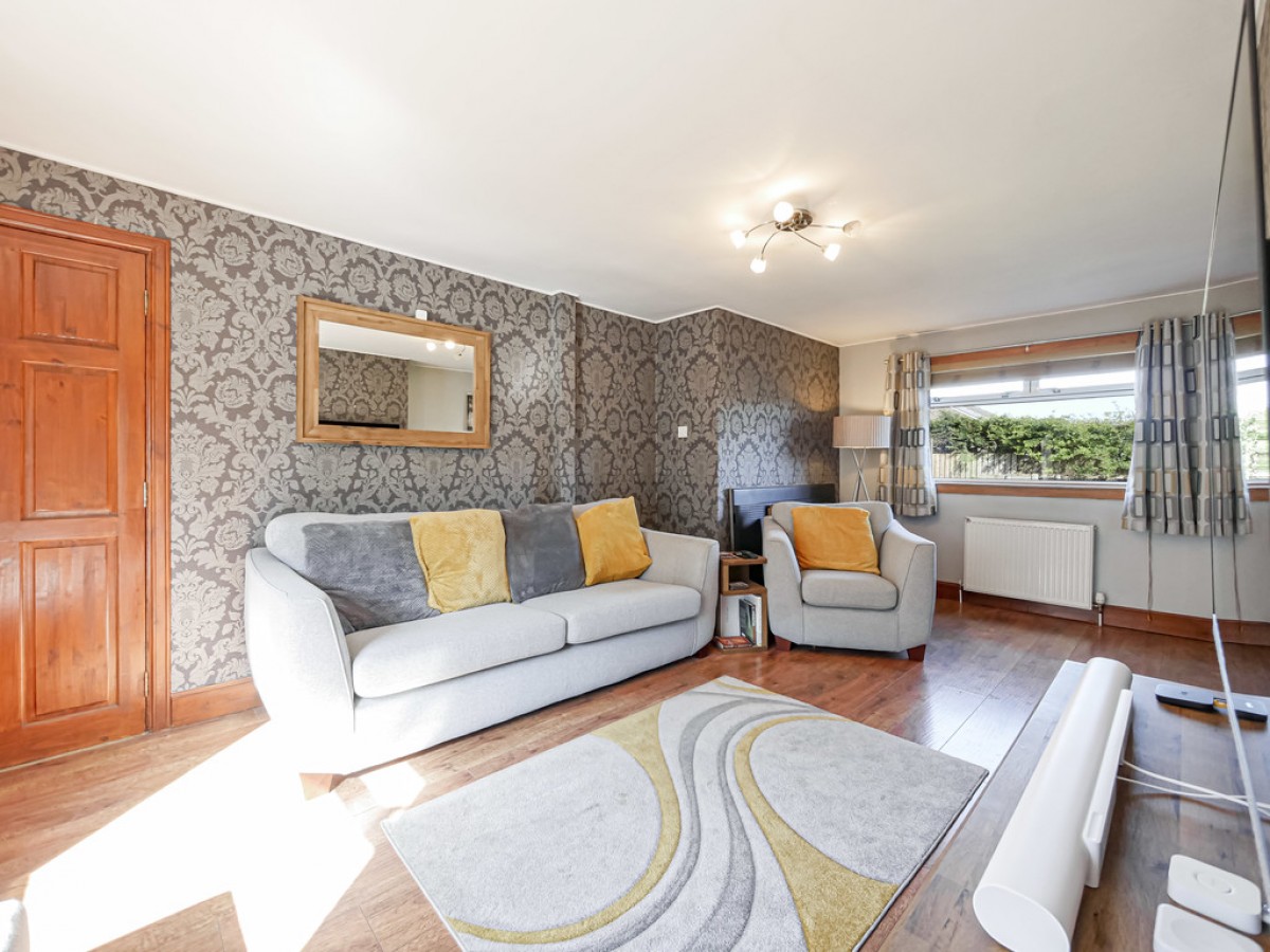 42 Balunie Street Dundee DD4 8TS