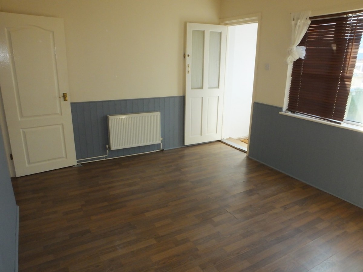 Victoria Road, Woolston