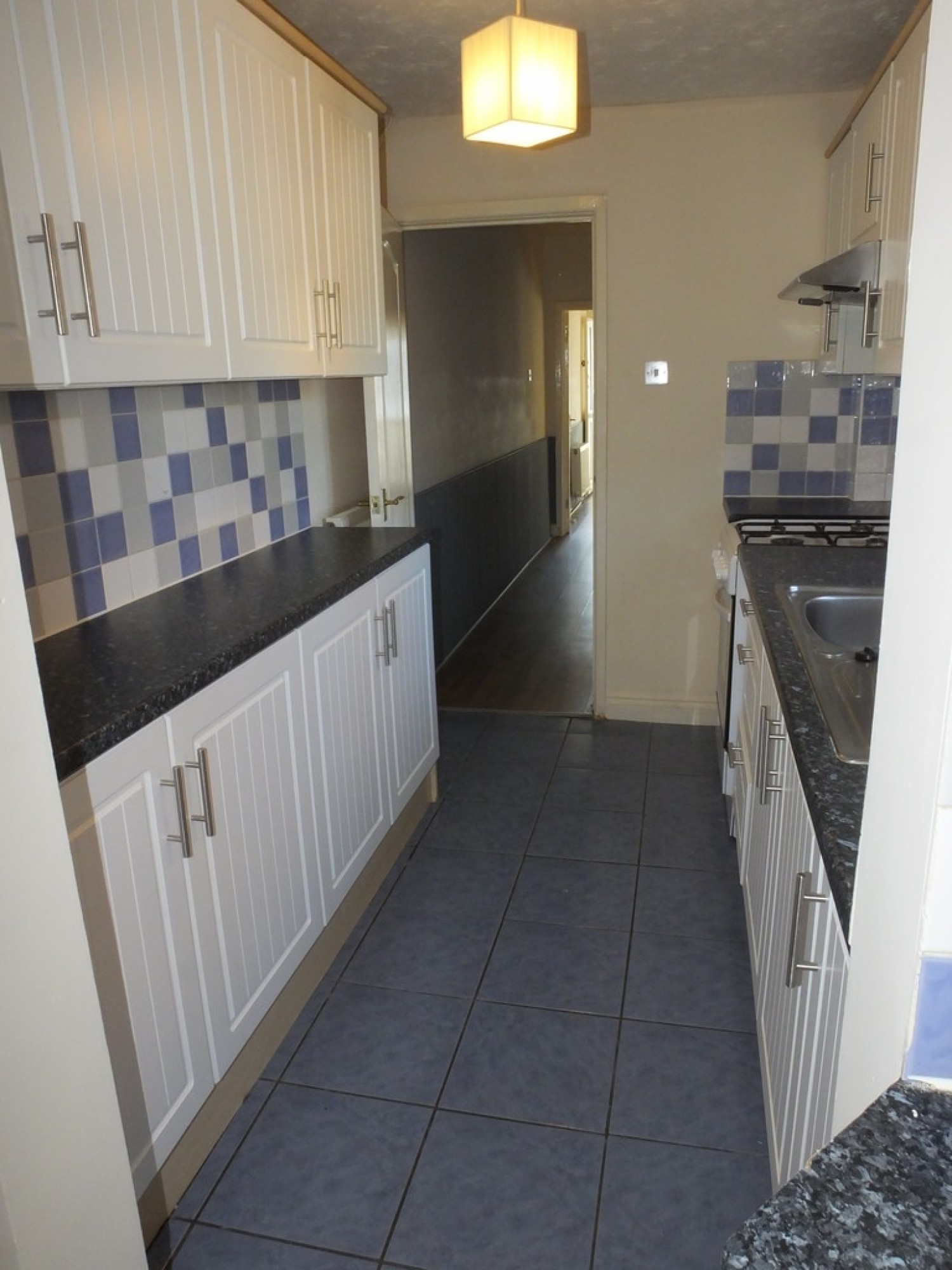 Victoria Road, Woolston