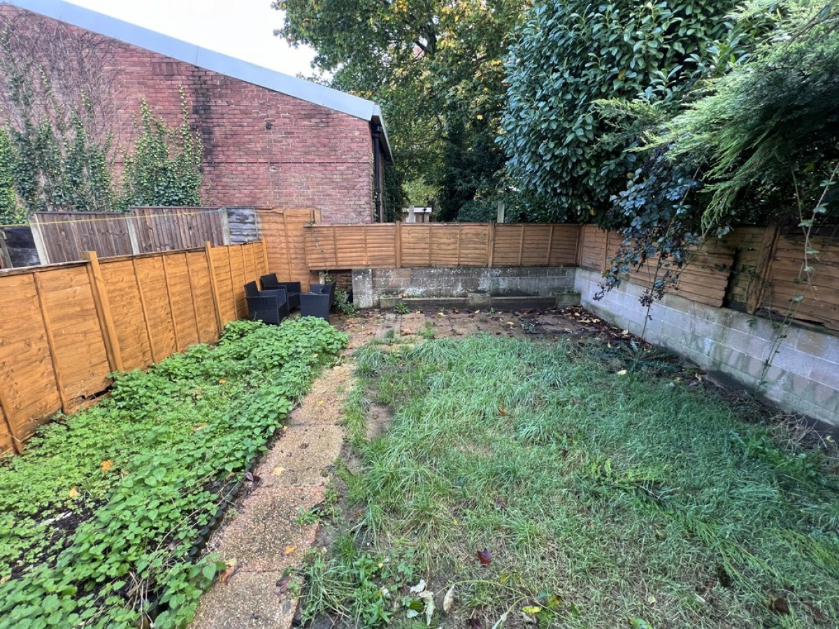 Claudeen Close, Swaythling