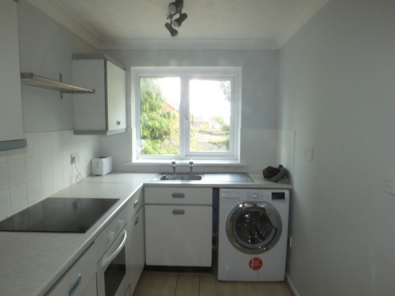 2 bedroom Flat for Letting Cedar Court, 244 Spring Road