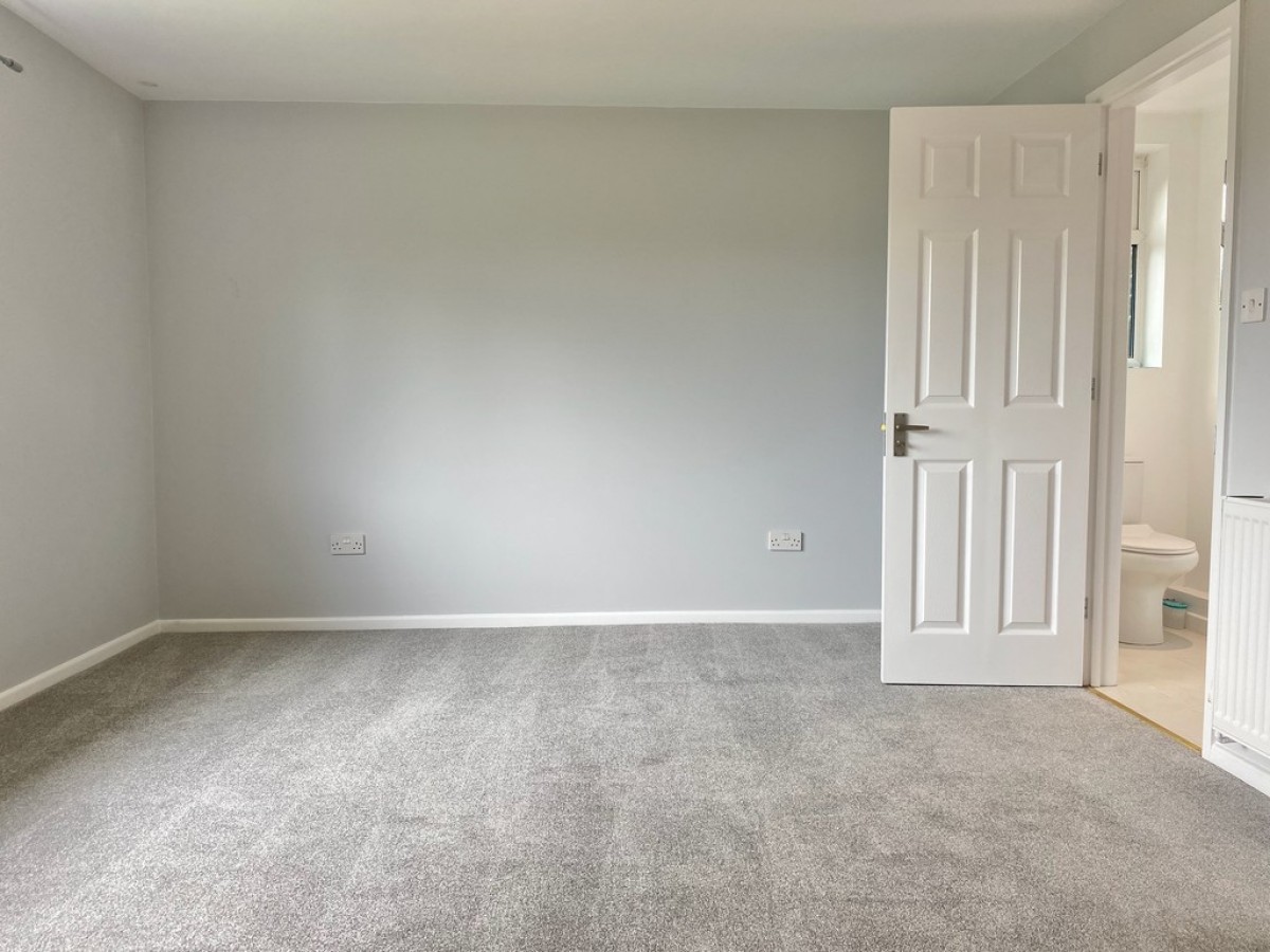 High Street, Shirrell Heath