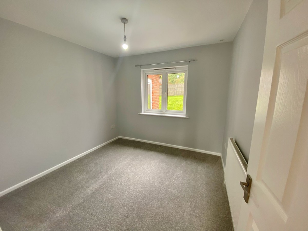 High Street, Shirrell Heath