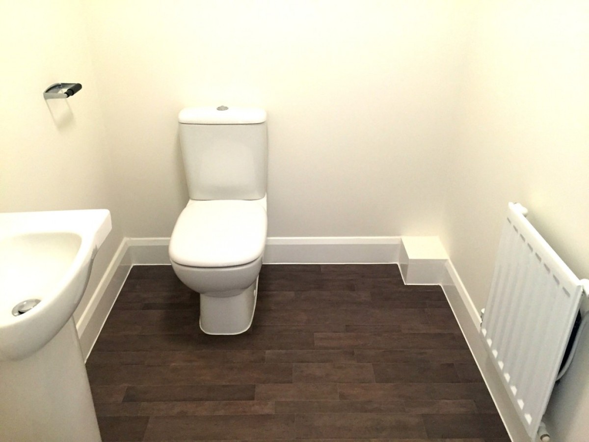 Kingsclere Avenue, Weston