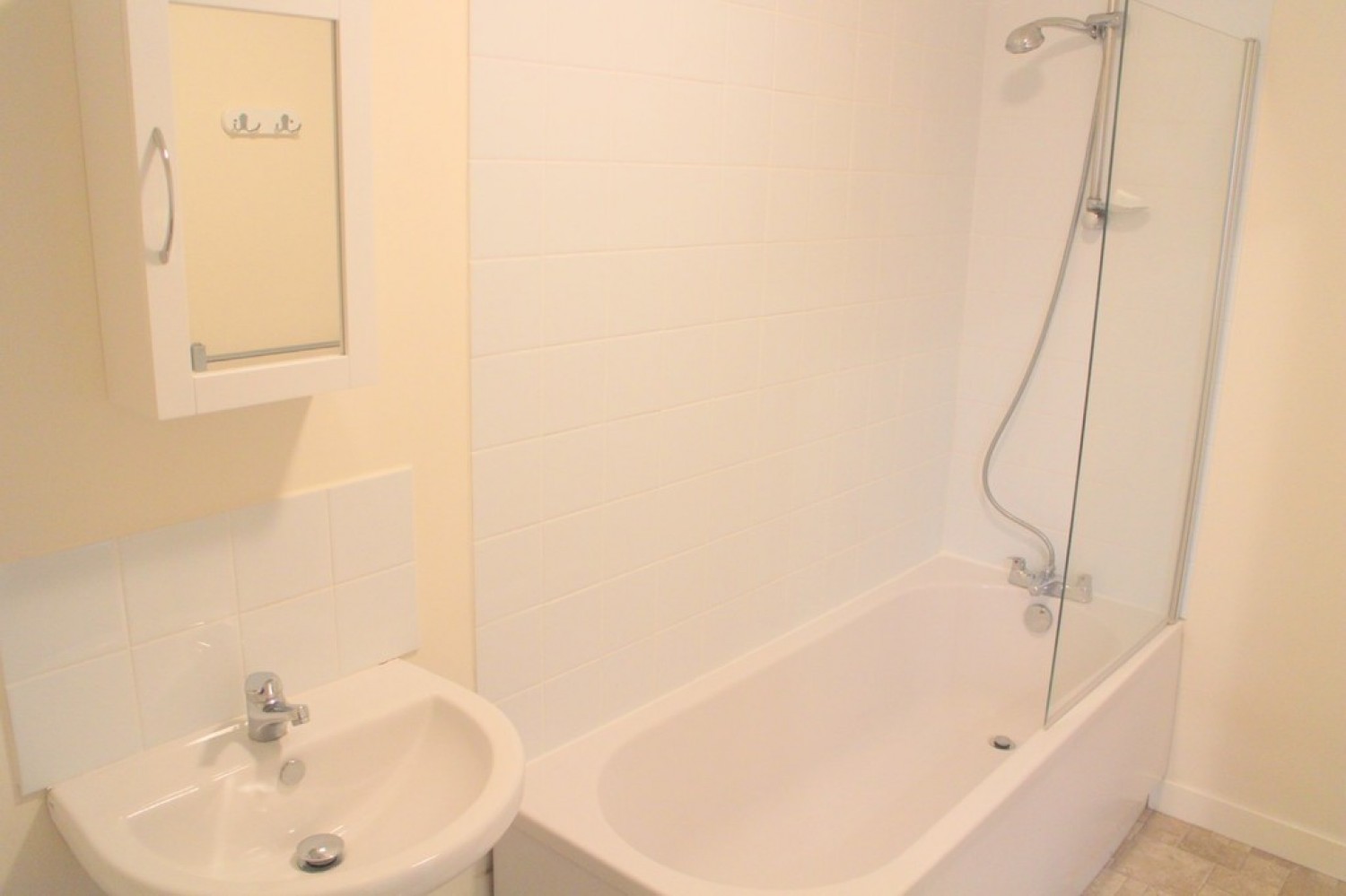 2 bedroom Flat for Letting London Road, Southampton