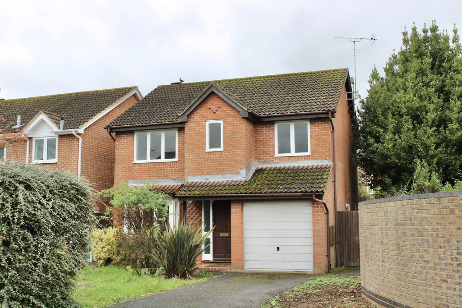 4 bedroom House for Letting Valley Park