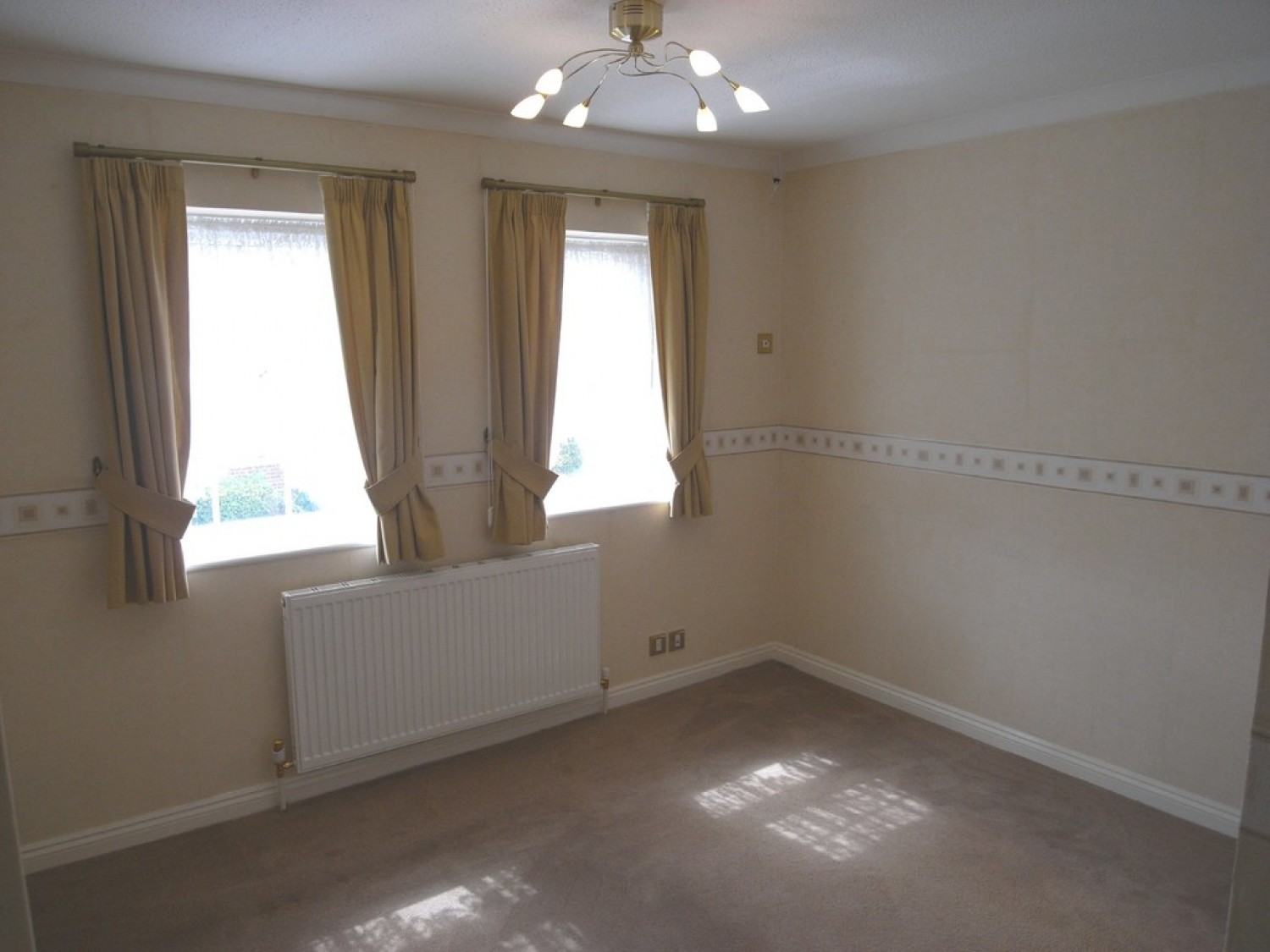 4 bedroom House for Letting The Beeches, Fair Oak