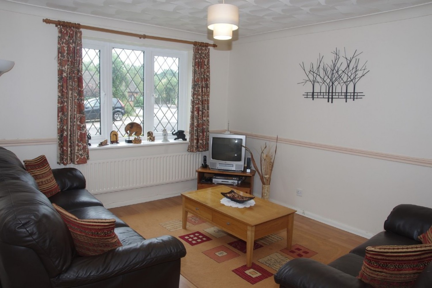 3 bedroom House for Letting Hodder Close Valley Park Chandlers Ford