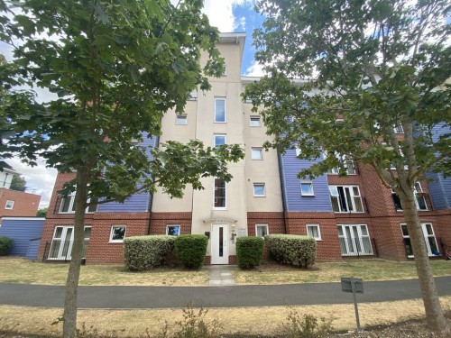 Alexander Square, Eastleigh