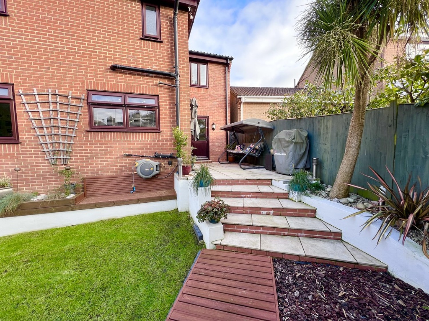 6 bedroom House for Sale Windermere Road, West End