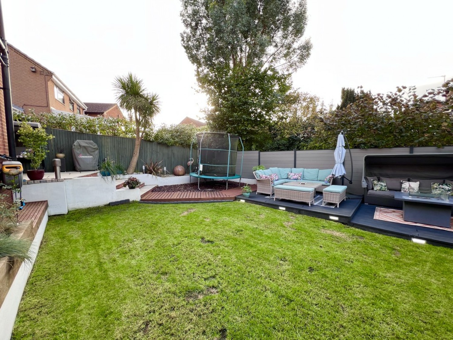 6 bedroom House for Sale Windermere Road, West End