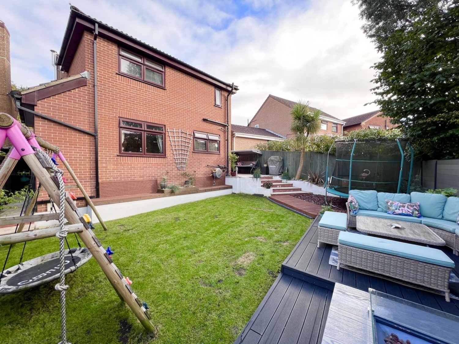 6 bedroom House for Sale Windermere Road, West End