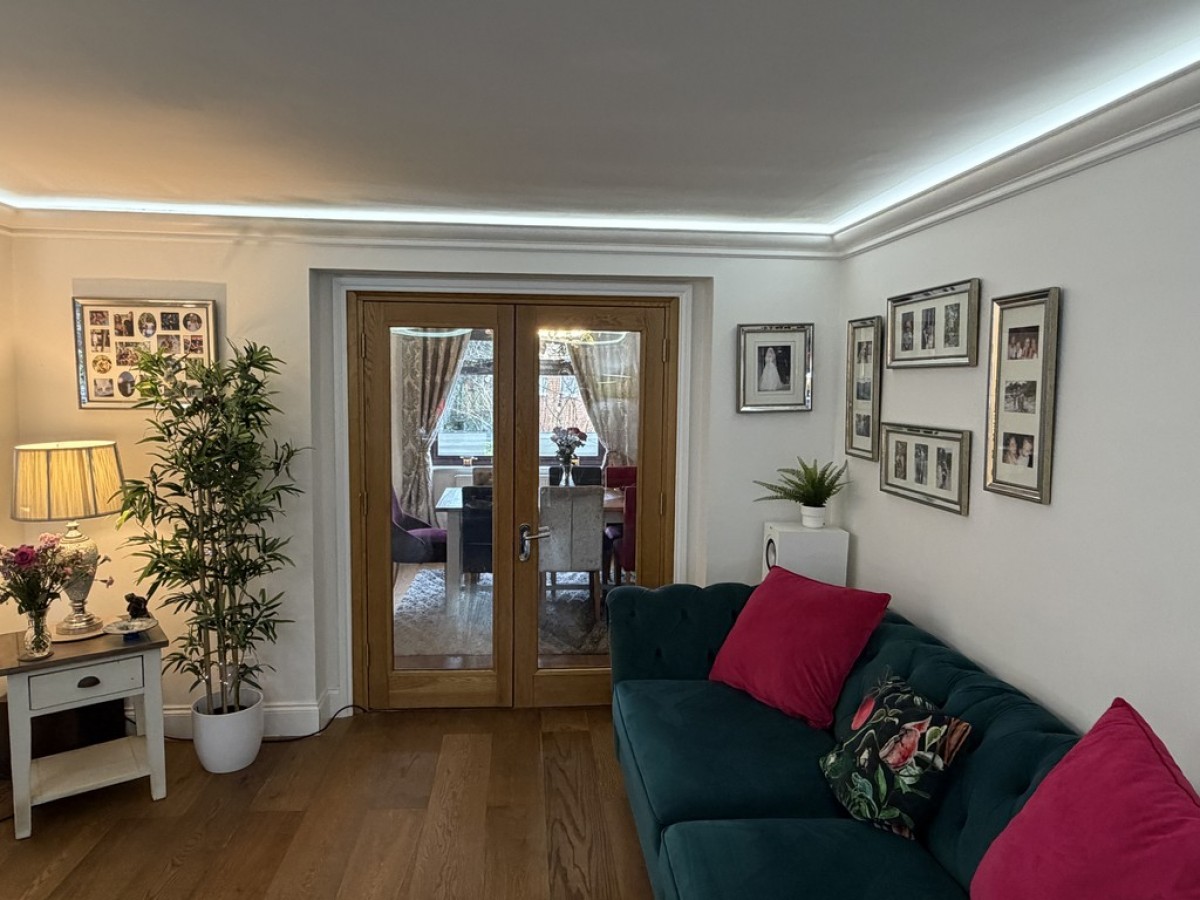 Windermere Road, West End