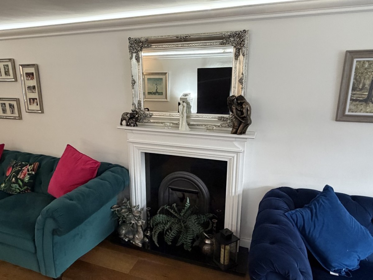 Windermere Road, West End