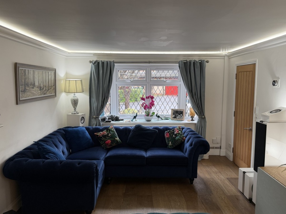 Windermere Road, West End