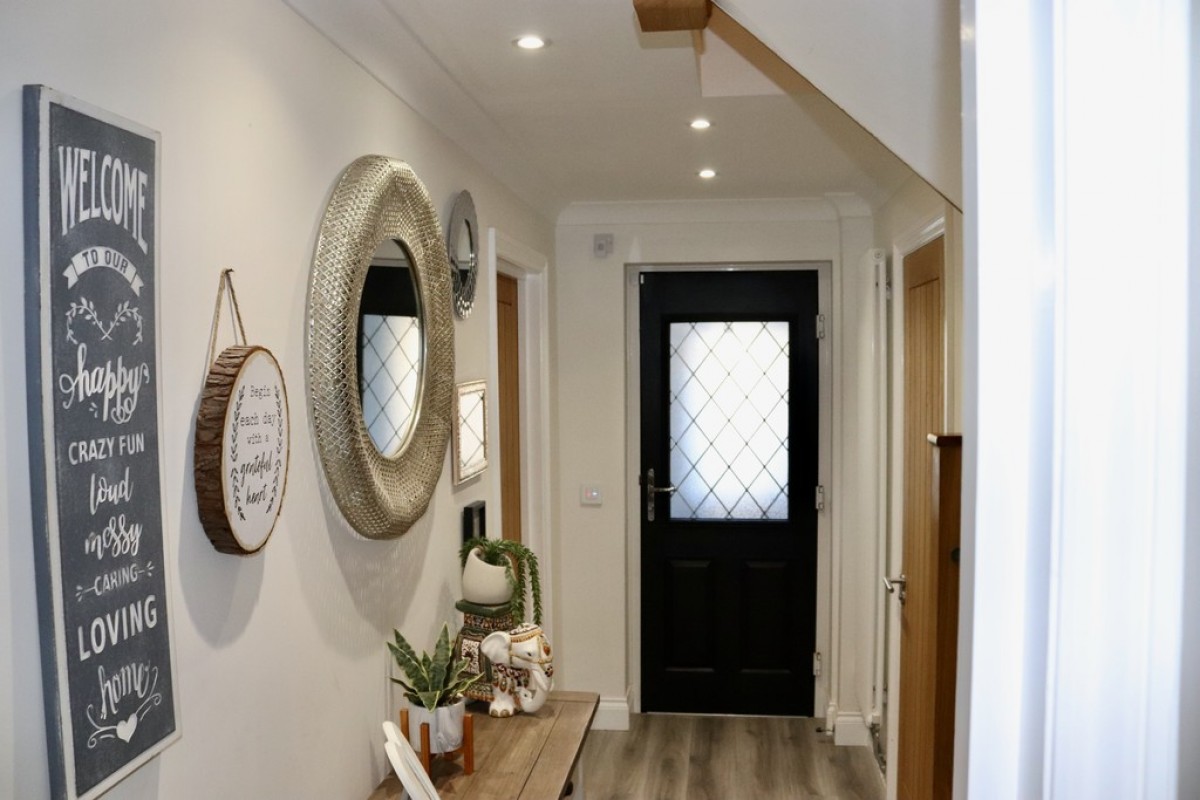 Windermere Road, West End