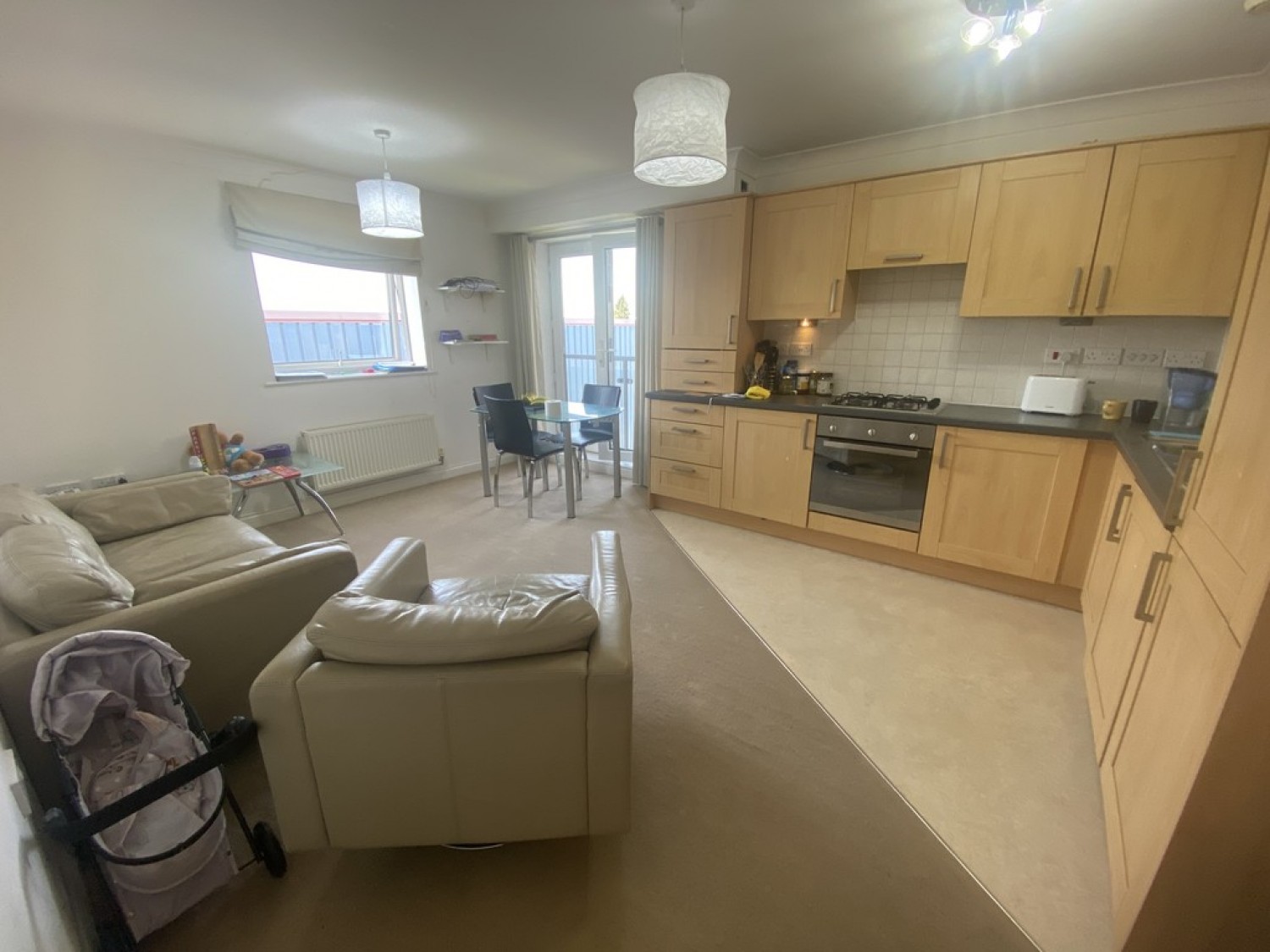 2 bedroom Flat for Sale 236 Winchester Road