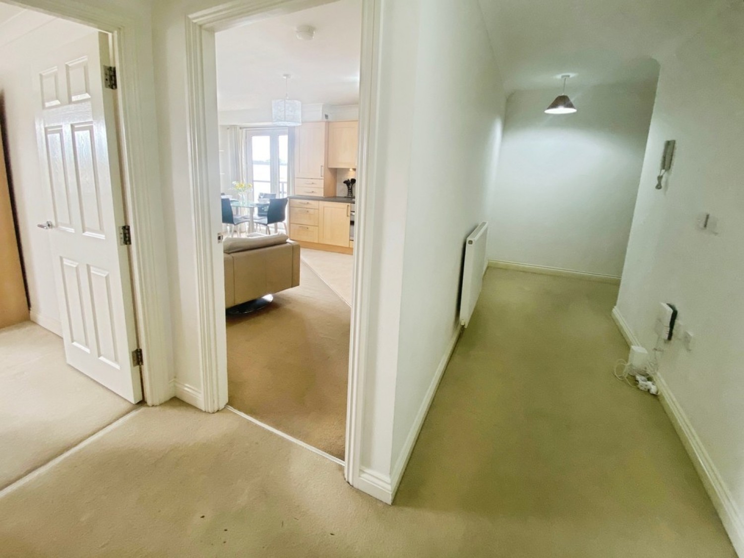 2 bedroom Flat for Sale 236 Winchester Road