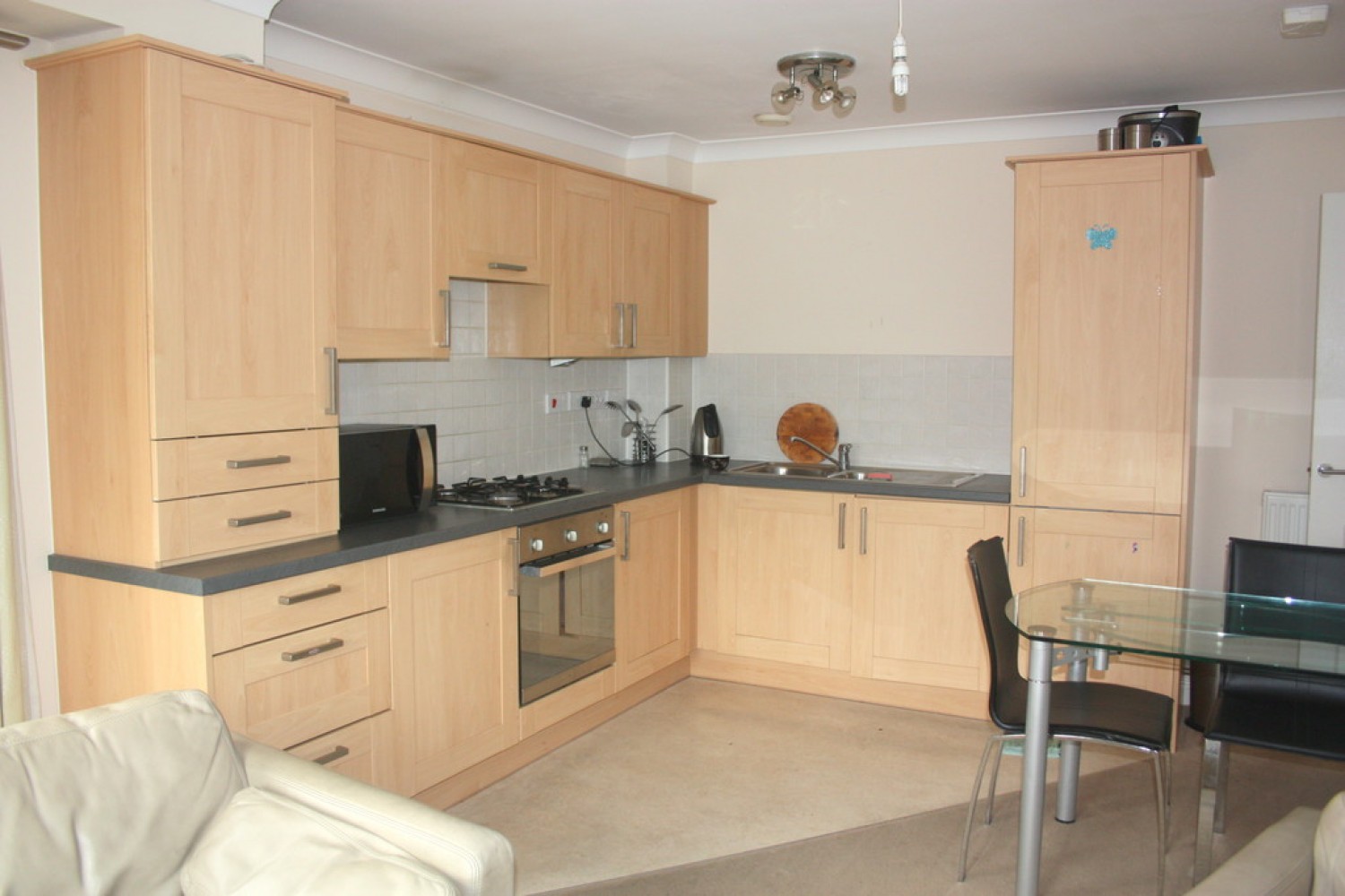 2 bedroom Flat for Sale 236 Winchester Road