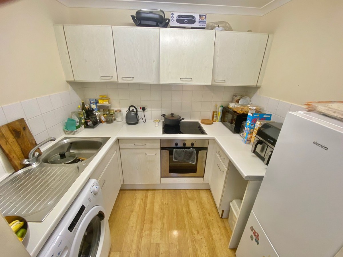 9 Regents Park Road