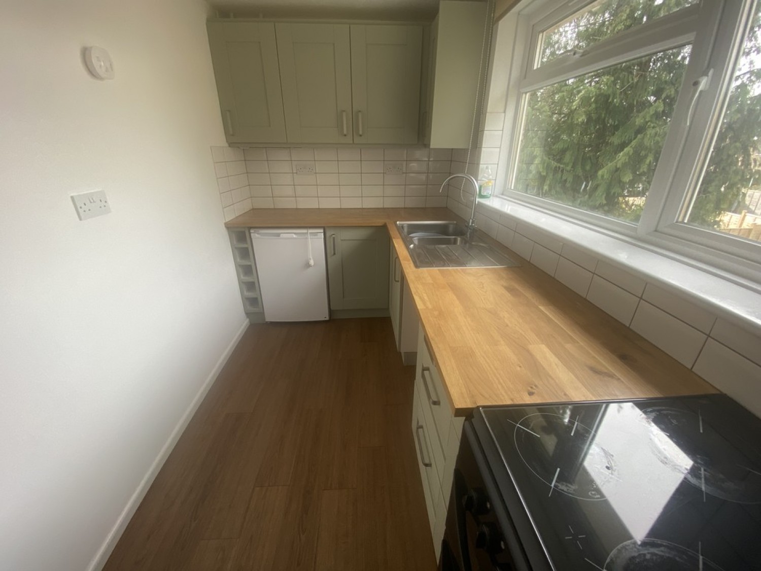 2 bedroom Flat for Letting Claudius Close