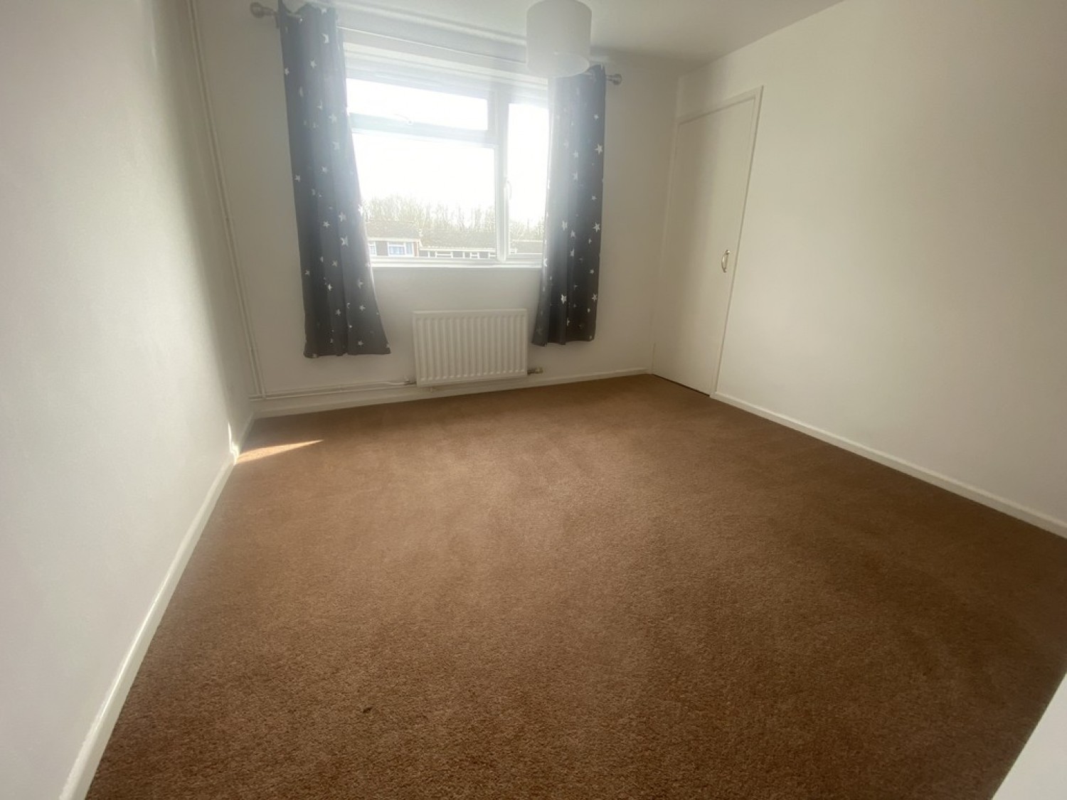 2 bedroom Flat for Letting Claudius Close